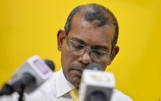 Nasheed urges against destroying reefs, lagoons for Tourism Development