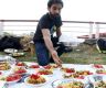 66pc of Pakistanis prefer to eat dinner with Iftar: survey