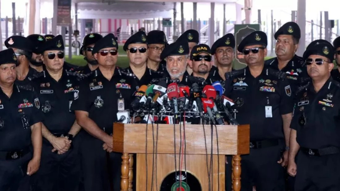 Director General of the Rapid Action Battalion (RAB), M Khurshid Hossain speaking to press after a thorough inspection of the National Eidgah ground on Tuesday, April 9, 2024. Photo: UNB