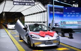 “中国产能过剩论”站不住脚 多国专家：中国新能源汽车拥有国际竞争优势