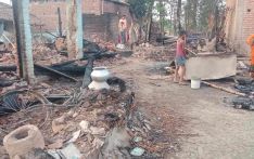 गाउँ नै आगलागीको चपेटामा, ७० घर जल्यो