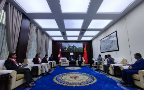 中国驻尼泊尔使馆举办“回顾建交初心，赓续传统友谊”媒体主编座谈会