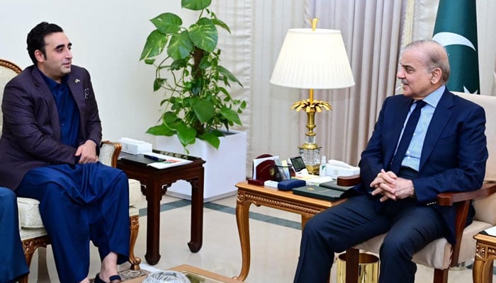 A delegation led by PPP chairman Bilawal Bhutto-Zardari calls on PM Shehbaz on June 20, 2024. — PID