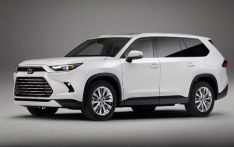 日本丰田因安全气囊隐患暂停两款SUV在美生产与交付
