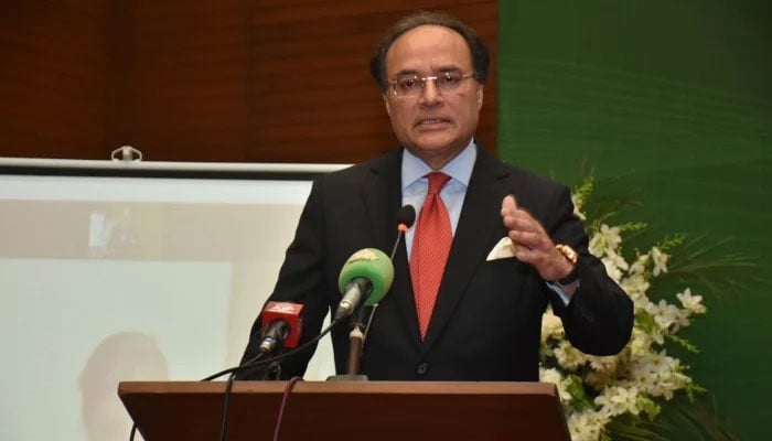 Finance Minister Muhammad Aurangzeb is addressing the gong ceremony at the Pakistan Stock Exchange in Karachi on March 29, 2024. —X/@Financegovpk