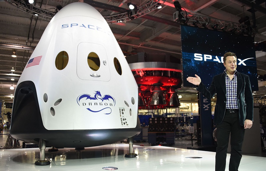 200731145501-2014-musk-introducing-spacex-dragon-v2-file