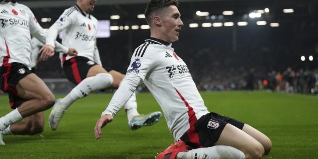 Wilson scores twice in injury time to give Fulham 2-1 win over Brentford