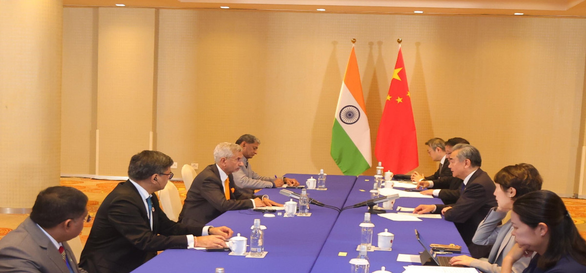 1732002574_China India Meeting-1200x560