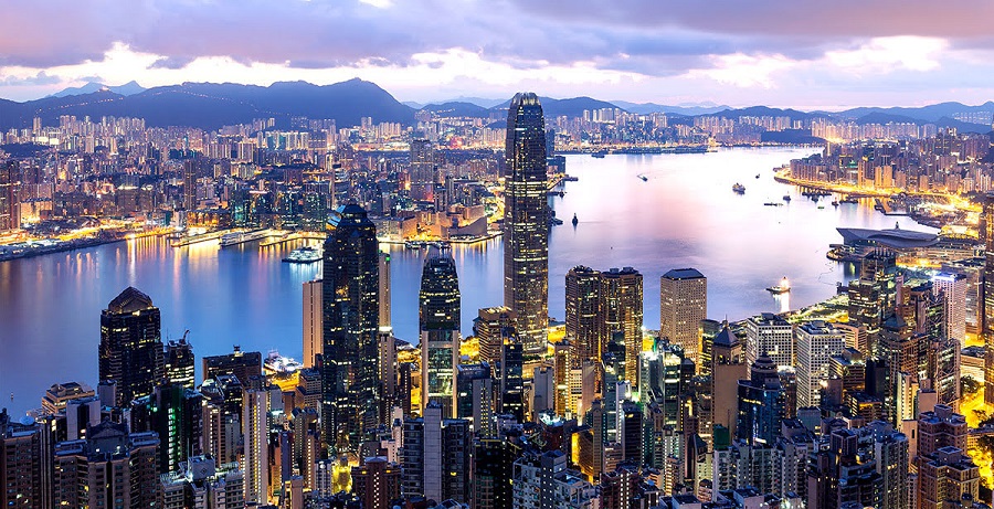 Experience-HK_landmarks_Panoramic-view-from-Sky-Terrace-428-or-Peak-Tower