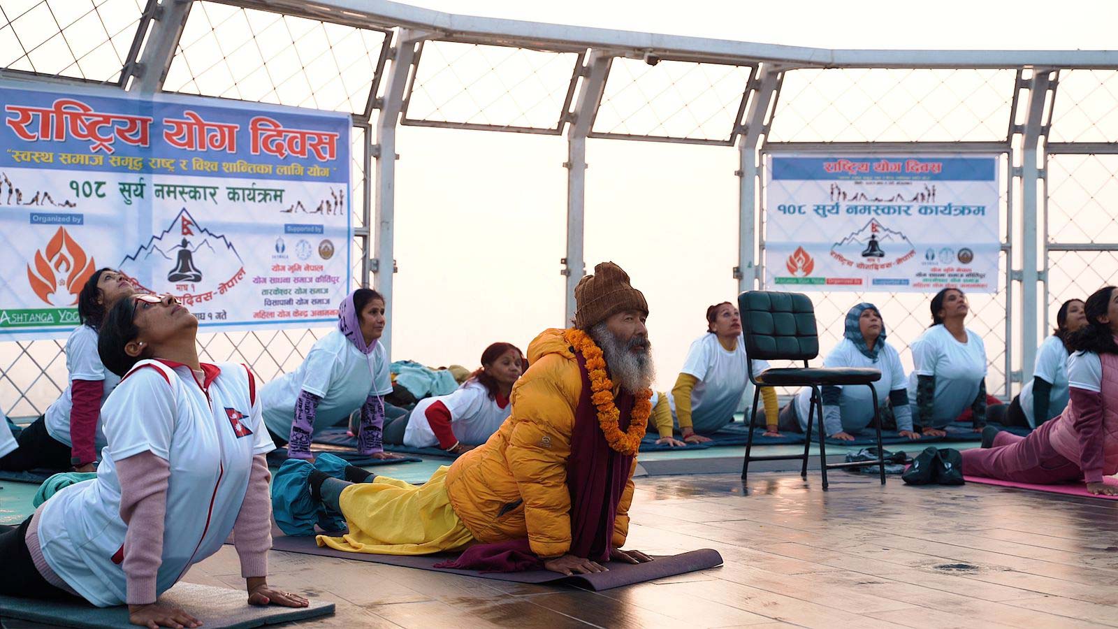 Yoga-Diwas-at-Sky-Tower1