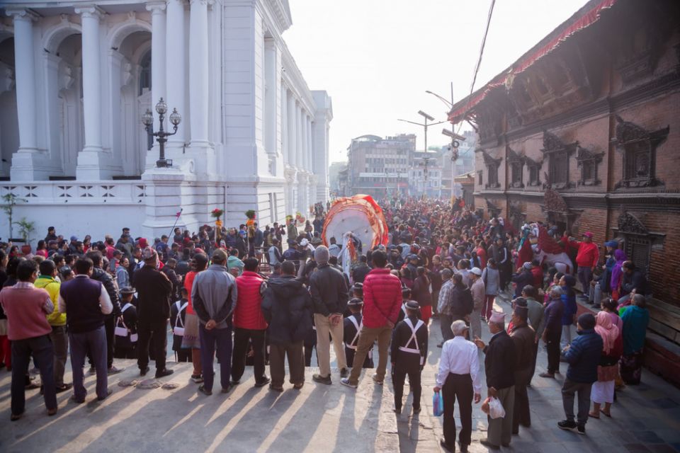 On the start of Holi, a three-story cloth was put up in Basantpur