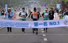 社评：“人形机器人半马”留下超越奖牌的启示