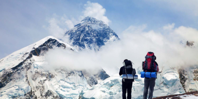 珠峰不再是“人人可攀之山”：开放式登山时代结束，新规要求先登7000米以上高峰
