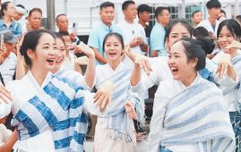 从“磨丁”到“磨憨”，探寻中老铁路的历史渊源——走访现代口岸，感受古道驿站
