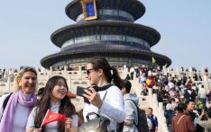 新加坡媒体：美国“红线”VS中国“红毯”，全球旅游舞台上的角色发生令人惊讶逆转