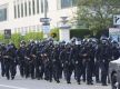逮捕移民引不满，美多地爆发冲突，特朗普出动国民警卫队平息加州骚乱