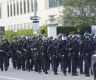 逮捕移民引不满，美多地爆发冲突，特朗普出动国民警卫队平息加州骚乱