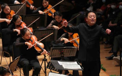 国际知名指挥家、国家大剧院音乐艺术总监吕嘉：中国音乐走出去，“软件”必须提速