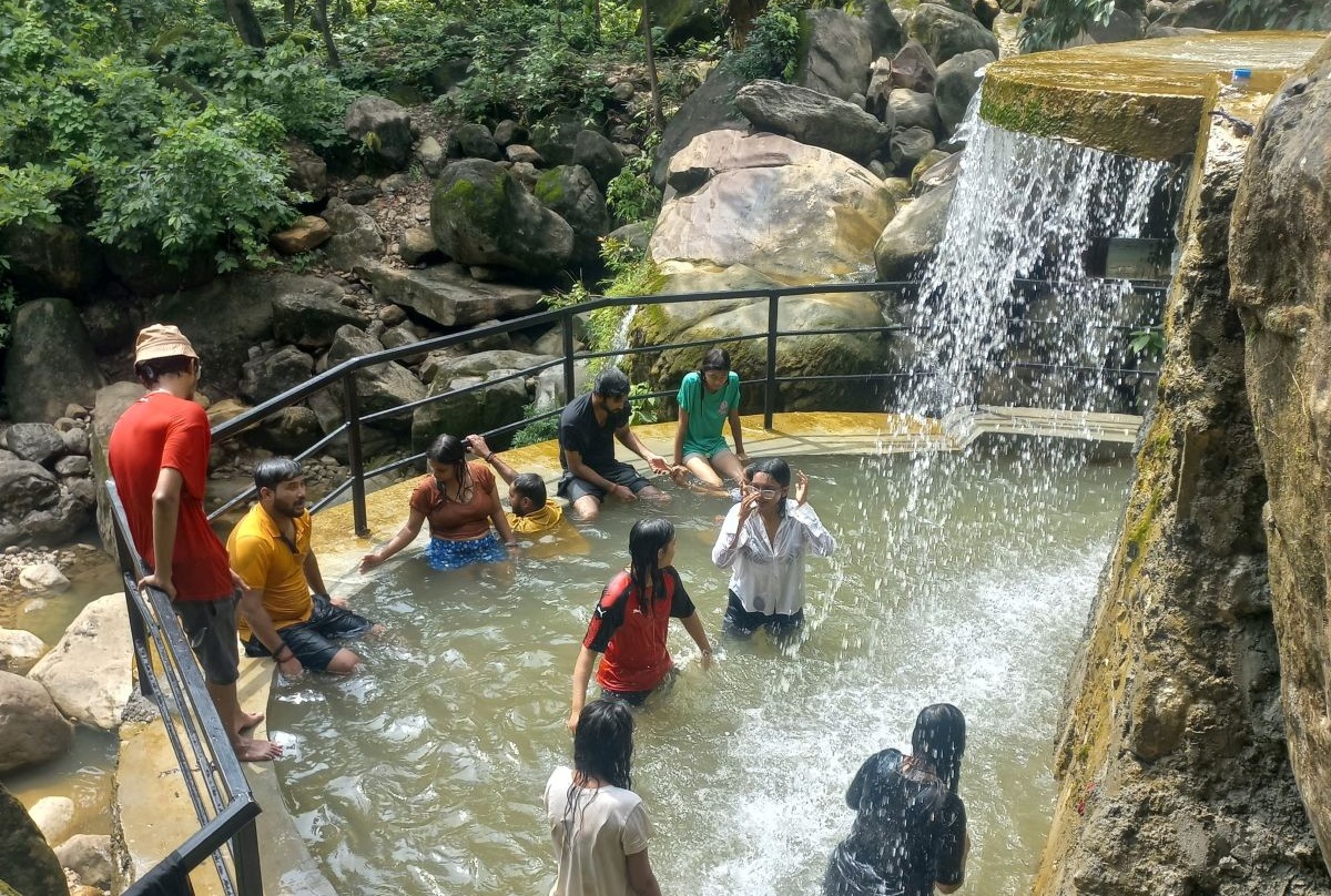 aampani-jharna1