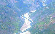 भेरीनदीमा टिप्पर खस्दा तीन जना बेपत्ता