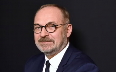 法媒：涉嫌给同僚投放摇头丸，法国参议员宣布下月初辞职