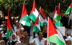 巴民众庆祝多国承认巴勒斯坦国 中方援助物资运抵加沙