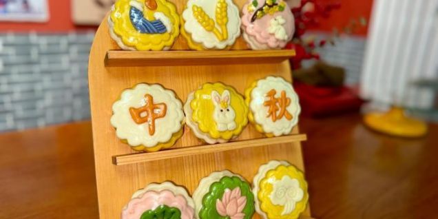 “蒸”月饼出圈记：非遗花饽饽里的中秋新味