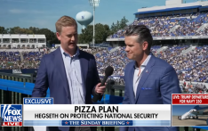 美国国防部长首次回应“五角大楼披萨指数”