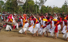 थारू समुदायको ‘बर्का नाच’ सङ्कटमा