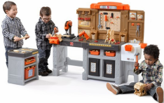 关税影响显现：美国玩具制造商重塑供应链 损失数亿美元利润