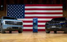 对电动汽车投资大幅下滑，业内人士和专家警告美政府：恐进一步落后于中国