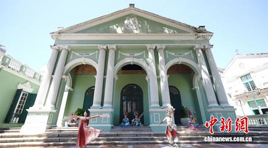 56aba6b7-f5be-48db-acab-60fa59292bb8_zsite