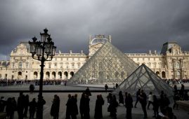 法媒：卢浮宫抢劫案又有五名嫌犯落网