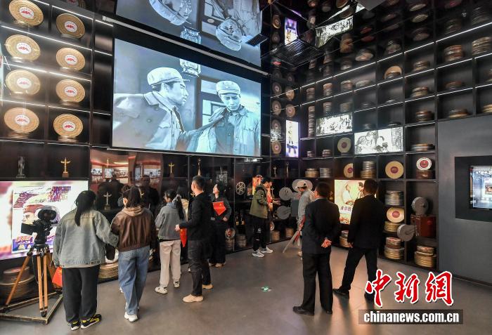 d1ab98d6cdf3424a95e927b3583ca1c6