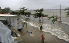 Typhoon Kalmaegi brings ‘life-threatening’ conditions to central Philippines