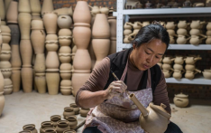 Liaohu Village of China's Yunnan boasts thousand-year pottery-making tradition