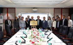 乌兹别克斯坦最高会议议员代表团来访，共拓中乌岭南工匠学院合作新空间