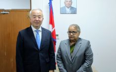 日本大使前田礼节性拜会尼泊尔总理卡尔基