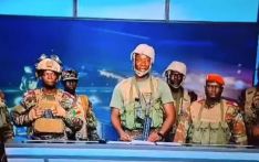 बेनिनमा बन्दूक बोकेर स्टुडियो छिरेको सैनिक समुहले गर्‍यो, ' सत्ता कब्जा' घोषणा