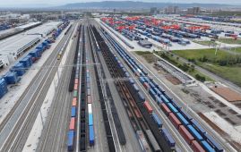 中欧（中亚）班列畅通中国—中亚经济繁荣发展“黄金通道”