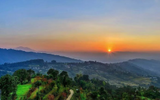 尼泊尔巴克塔普尔 新年迎来旅游高峰