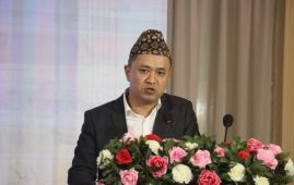 “世界的非遗”喜马拉雅非遗文创推介会：尼泊尔国家馆代表迪克苏介绍非遗产品种类和特色