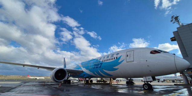 首批可免签中国游客抵达土耳其