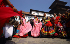 尼泊尔塔鲁族迎来马吉节 新年庆典展现多元文化活力