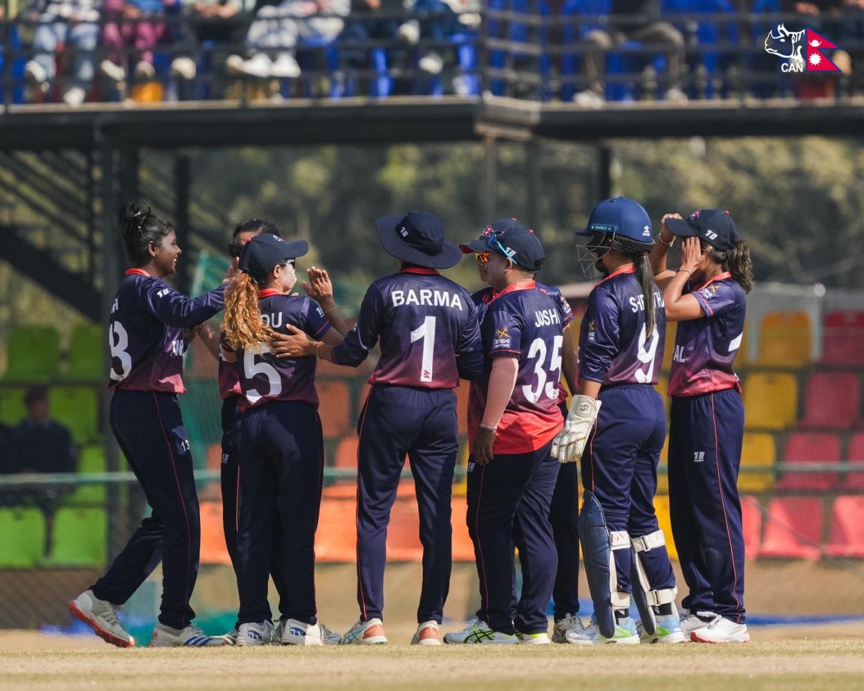 Cricket-women-Nepal