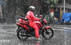 India's thriving online delivery platforms face a year of reckoning