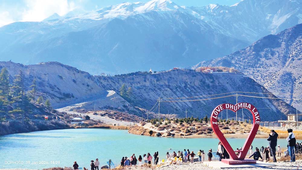 Dhumba-tal-mustang--(1)