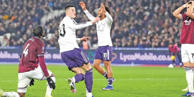 West Ham end ManU's winning run