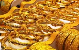 Price of gold and silver declines in domestic market