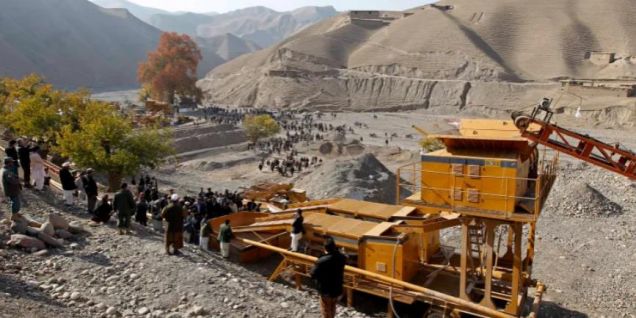 Gold mining employs 100,000 in Afghan province